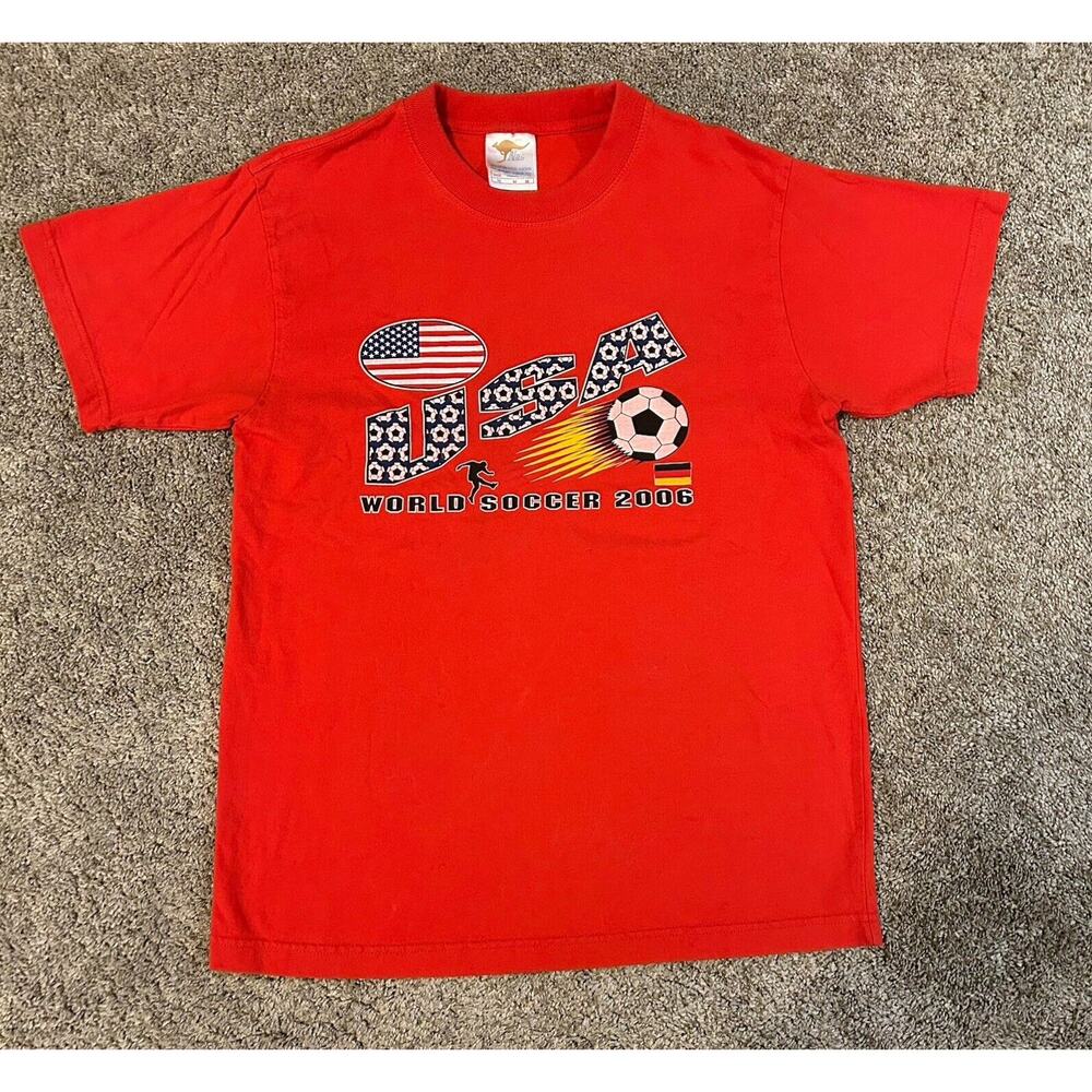 Y2K World Soccer USA Team Red Graphic T Shirt Tee Size Medium M 2006 Football